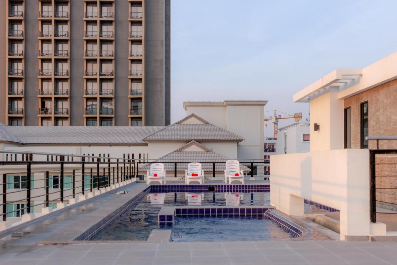 Citismart Luxury Apartments Паттая Екстер'єр фото